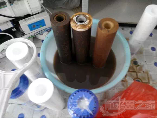 新旧滤芯对比