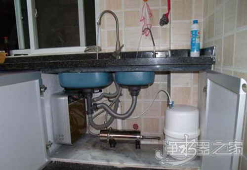 厨下式净水器安装实例
